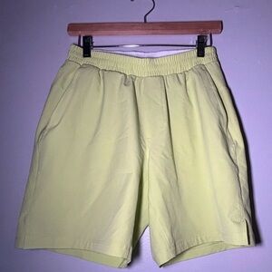 Lululemon men’s athletic shorts size small